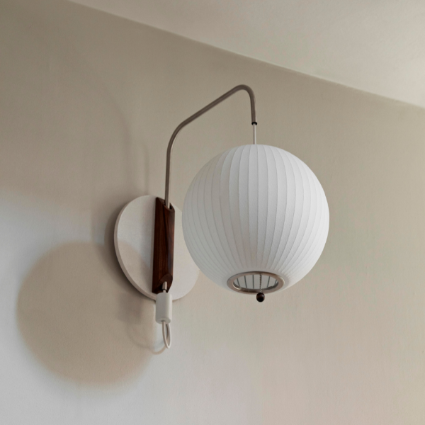Nelson-Ball-Wall-Sconce-Cabled-S-Off-white-Udstilling-Hay-Collection.png