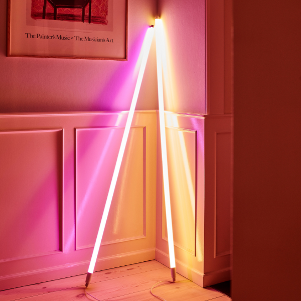 Neon-tube-led-Pinkyellow-Hay-Collection-.png